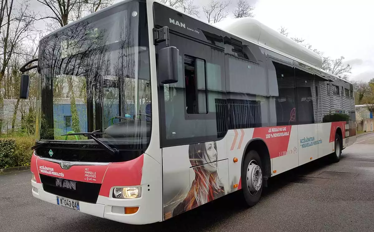 Environmental performance measurements of MAN EURO 6 diesel/HVO and CNG coaches in the PACA region